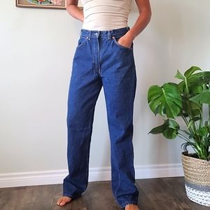 Orange tab Levi's 619